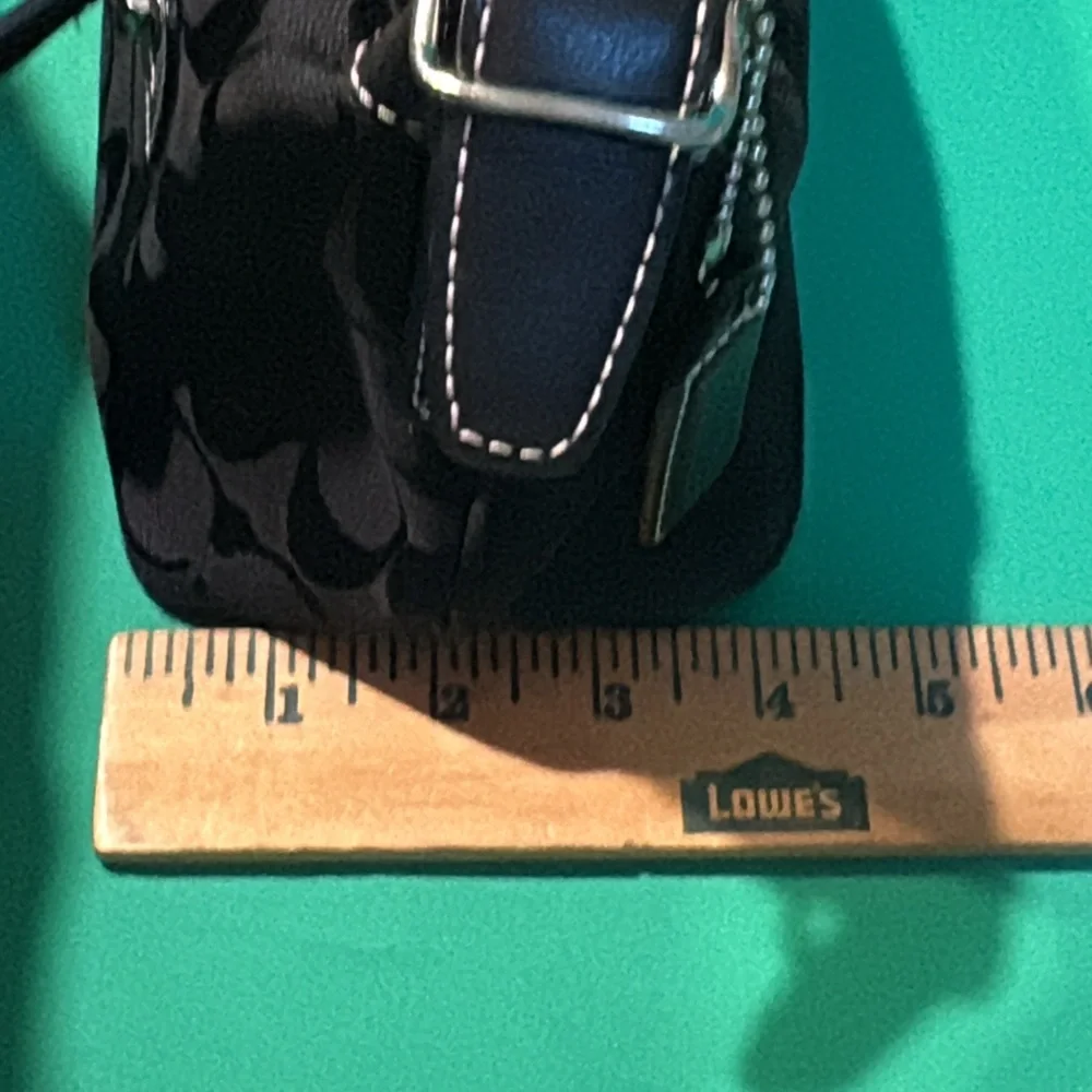 Vintage Coach Black mono Jacquard Signature shoulder bag - Picture 11 of 13